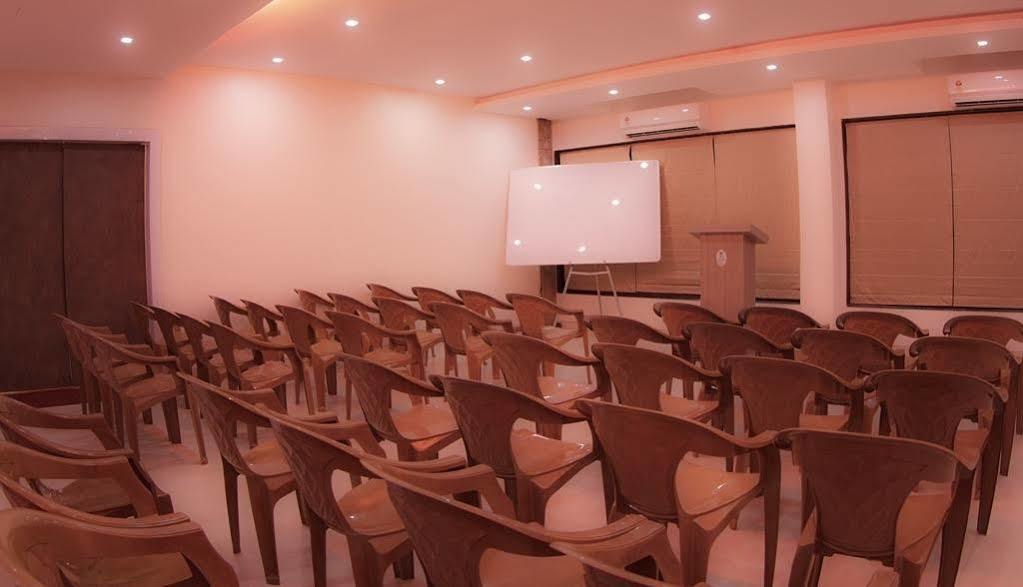 Green Valley Resort Khadoli Экстерьер фото