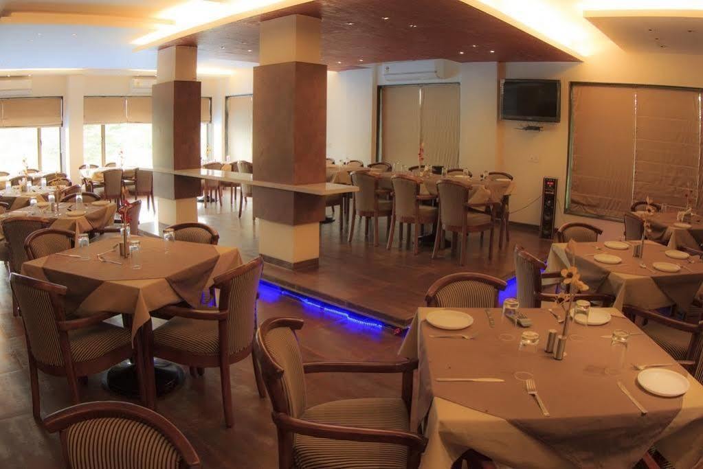 Green Valley Resort Khadoli Экстерьер фото